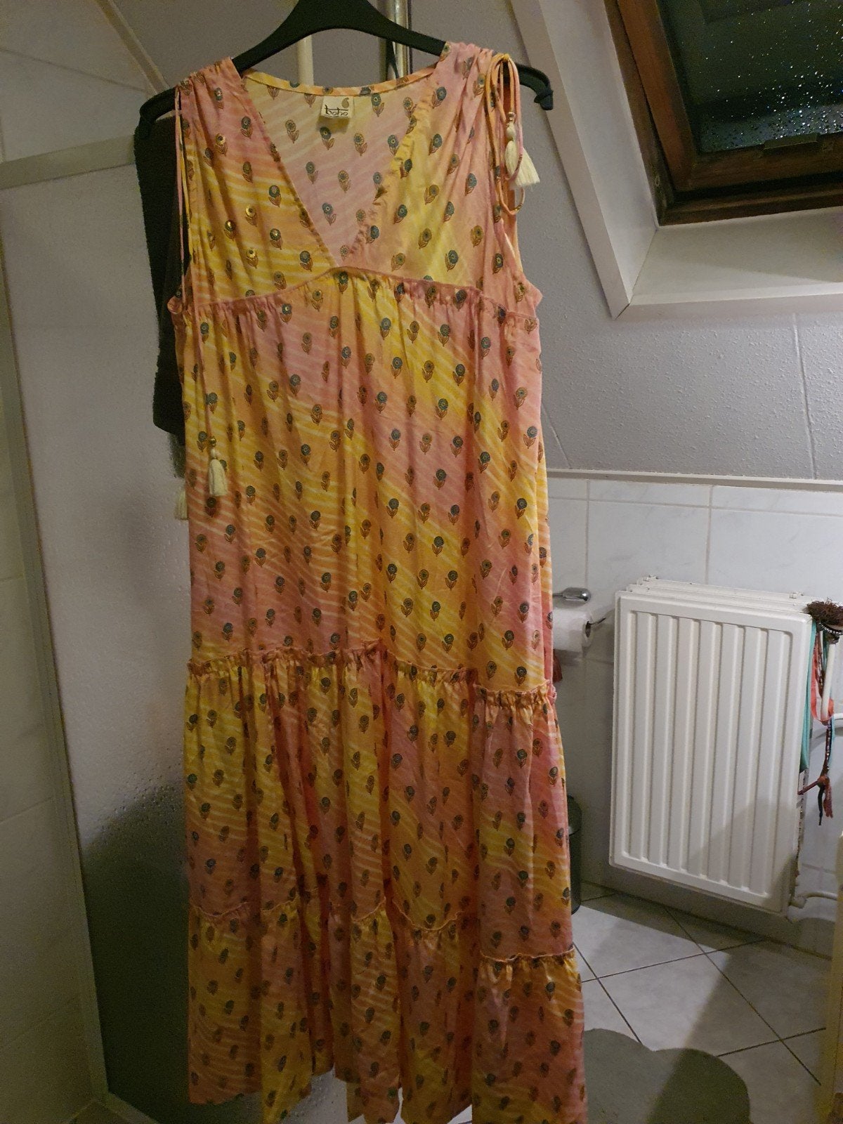 Boho Ibiza Jurk Zijde Geel Roze Oranje Kwastjes Maat XL, Kleding | Dames, Jurken, Geel, Maat 46/48 (XL) of groter, Ophalen of Verzenden