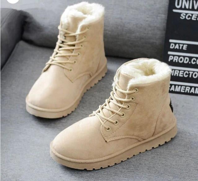 Fur-lined boots, Kleding | Dames, Schoenen, Ophalen, Novamere, Beige, Lage of Enkellaarzen