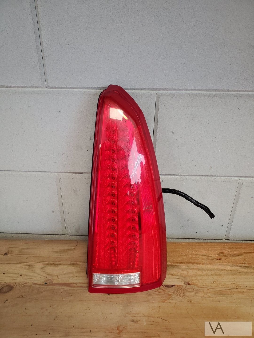 Cadillac DTS 2005 -2011 achterlicht rechts led 15777302 €250, Cadillac, Gebruikt, -, -