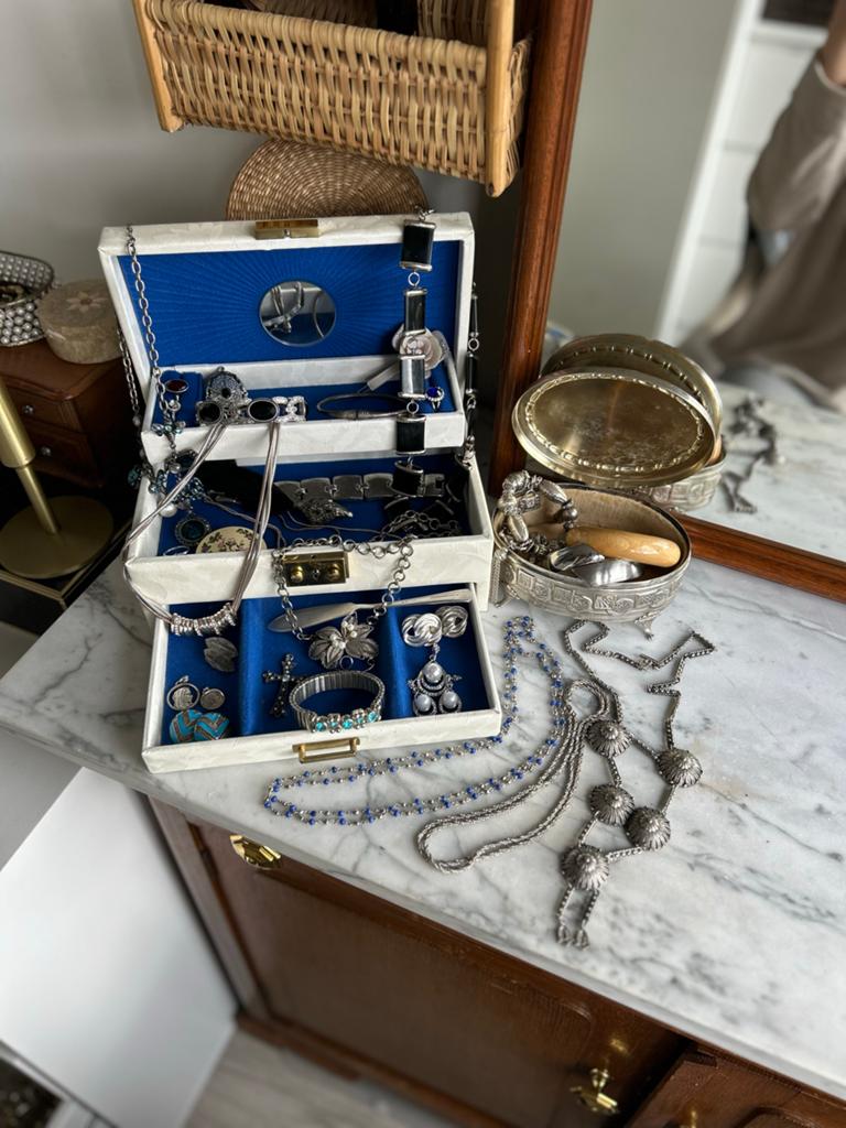 Partij/lot oude (antieke/vintage) sieraden, Sieraden, Tassen en Uiterlijk, Antieke sieraden, Ophalen of Verzenden, Overige materialen