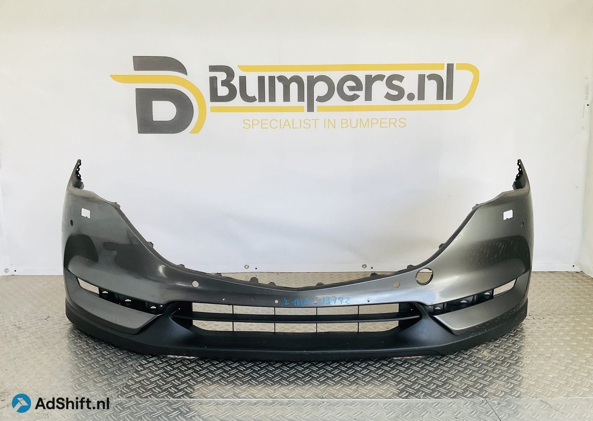 Bumper Mazda CX5 2017-2021 kls pdc Voorbumper 2-B10-13772R, Bumper