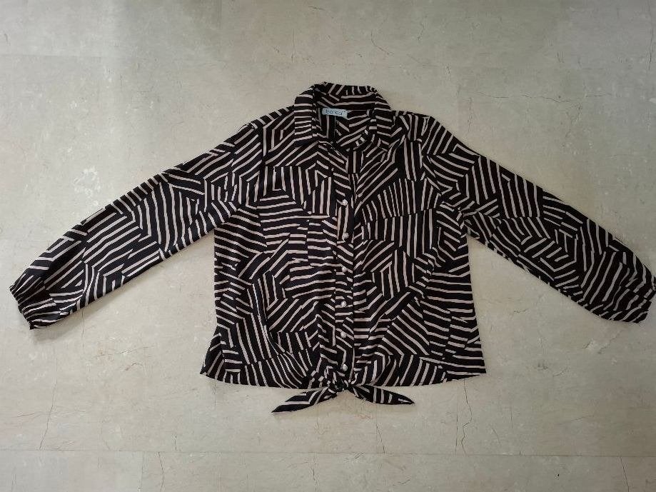 Blouse met mooie grafische print, Ophalen of Verzenden, Zo goed als nieuw, Maat 42/44 (L)