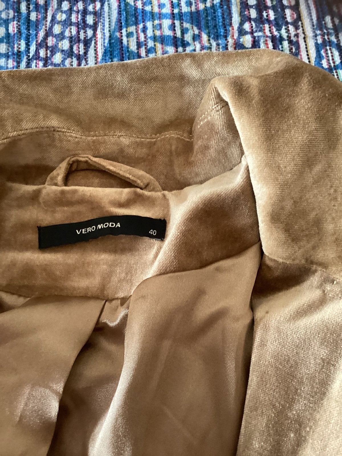 Vintage Vero Moda Goudkleurig Fluweel Blazer Maat 40, Maat 38/40 (M), Ophalen of Verzenden, Zo goed als nieuw, Jasje