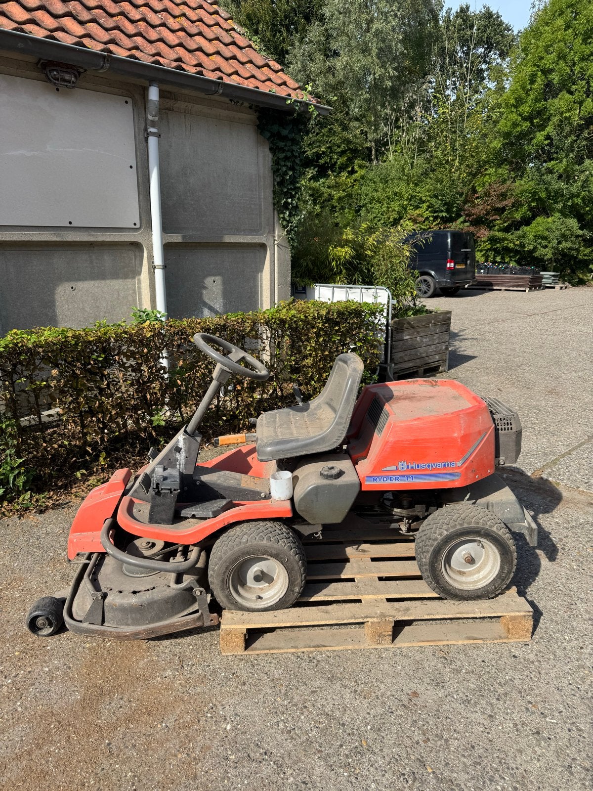 Husqvarna Rider 11 Zitmaaier - Briggs & Stratton Motor, Ophalen, Cirkelmaaier, Gebruikt, Mulchfunctie