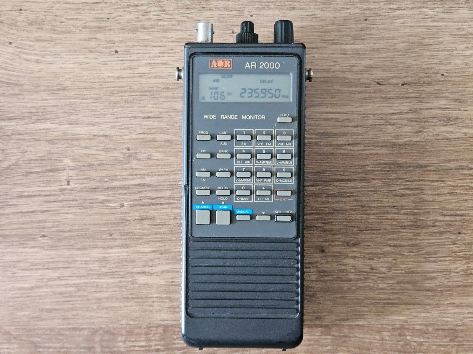 AOR AR2000 Scanner - Breedband Ontvanger, Telecommunicatie, Ophalen of Verzenden, Zo goed als nieuw, 30 tot 200 kanalen, Draagbaar