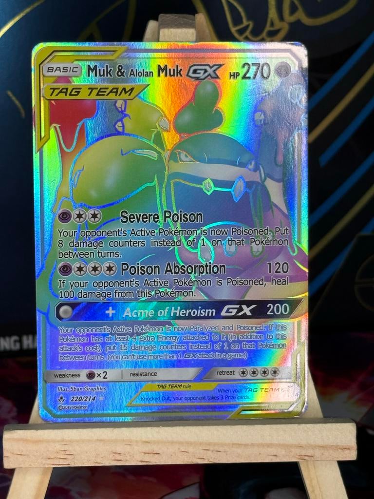 Muk & Alolan Muk GX 220/214 Tag Team Pokemon Kaart, Ophalen of Verzenden, Gebruikt, Losse kaart