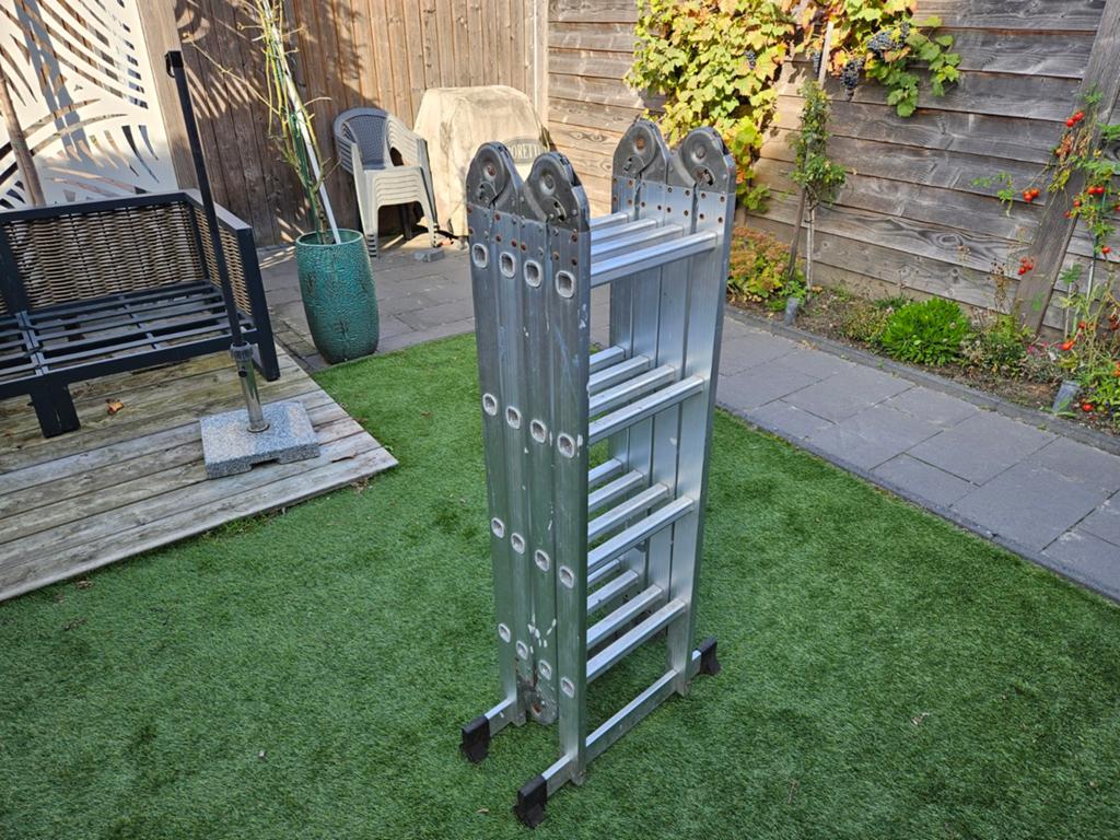 Opvouwbare ladder 6 meter, Doe-het-zelf en Verbouw, Ladders en Trappen, Ophalen, 4 meter of meer