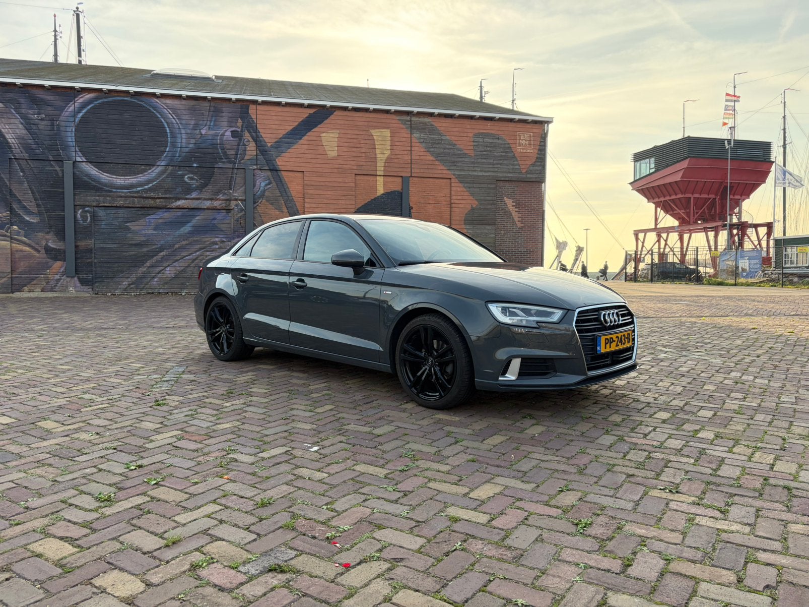 Audi A3 1.4TFSI S-tronic 2016 Grijs | Dealeronderhouden, 4 cilinders, 1395 cc, Particulier, Dealer onderhouden