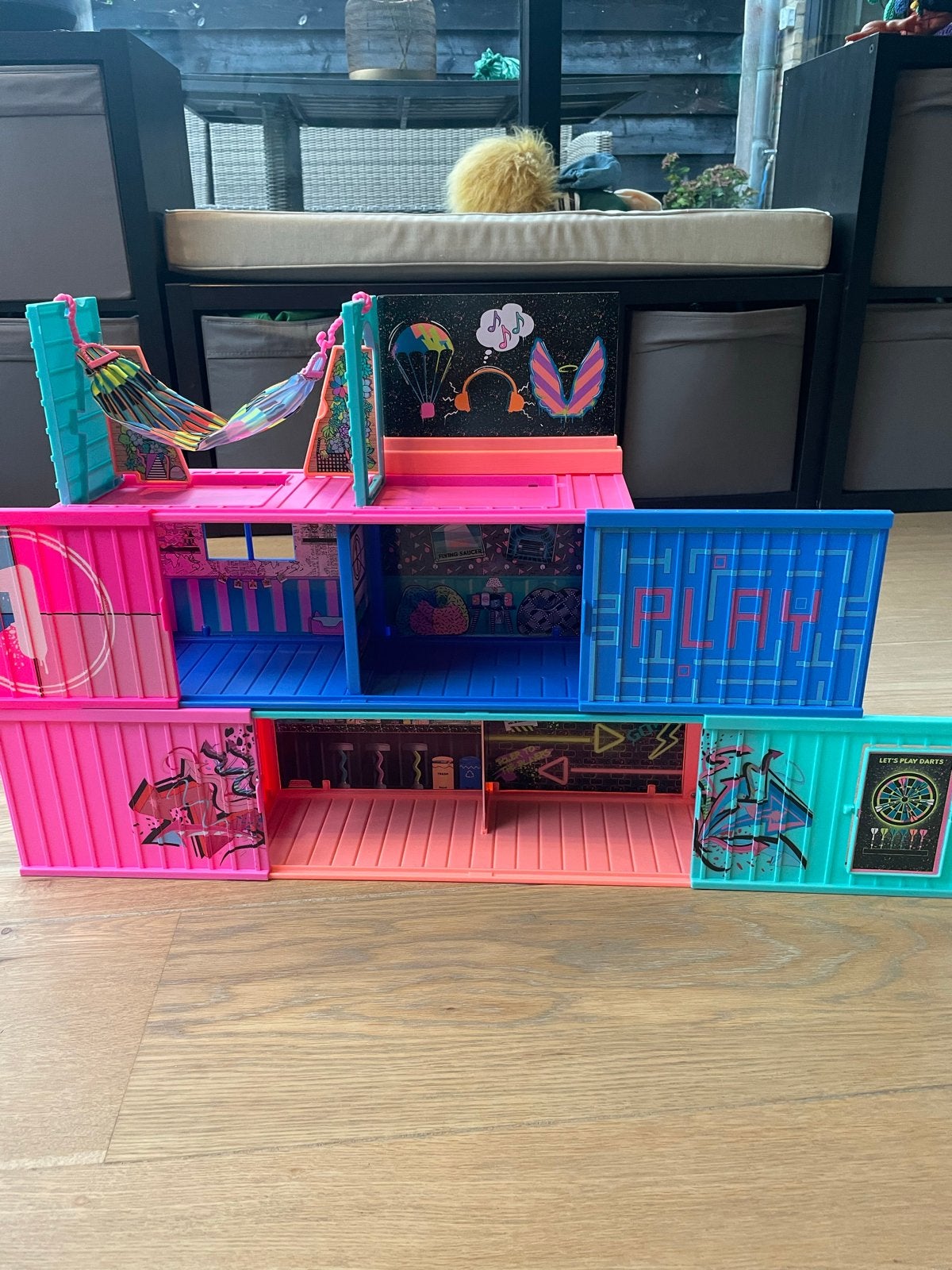 L.O.L. Surprise! O.M.G. Huis met accessoires, Kinderen en Baby's, Ophalen, Zo goed als nieuw, Poppenhuis