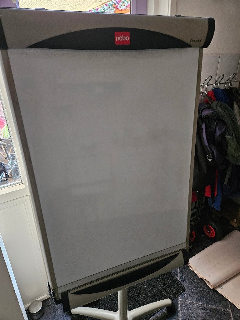 Whiteboard Nobo Piranha (op wielen), Ophalen, Mobiel, Gebruikt, Whiteboard