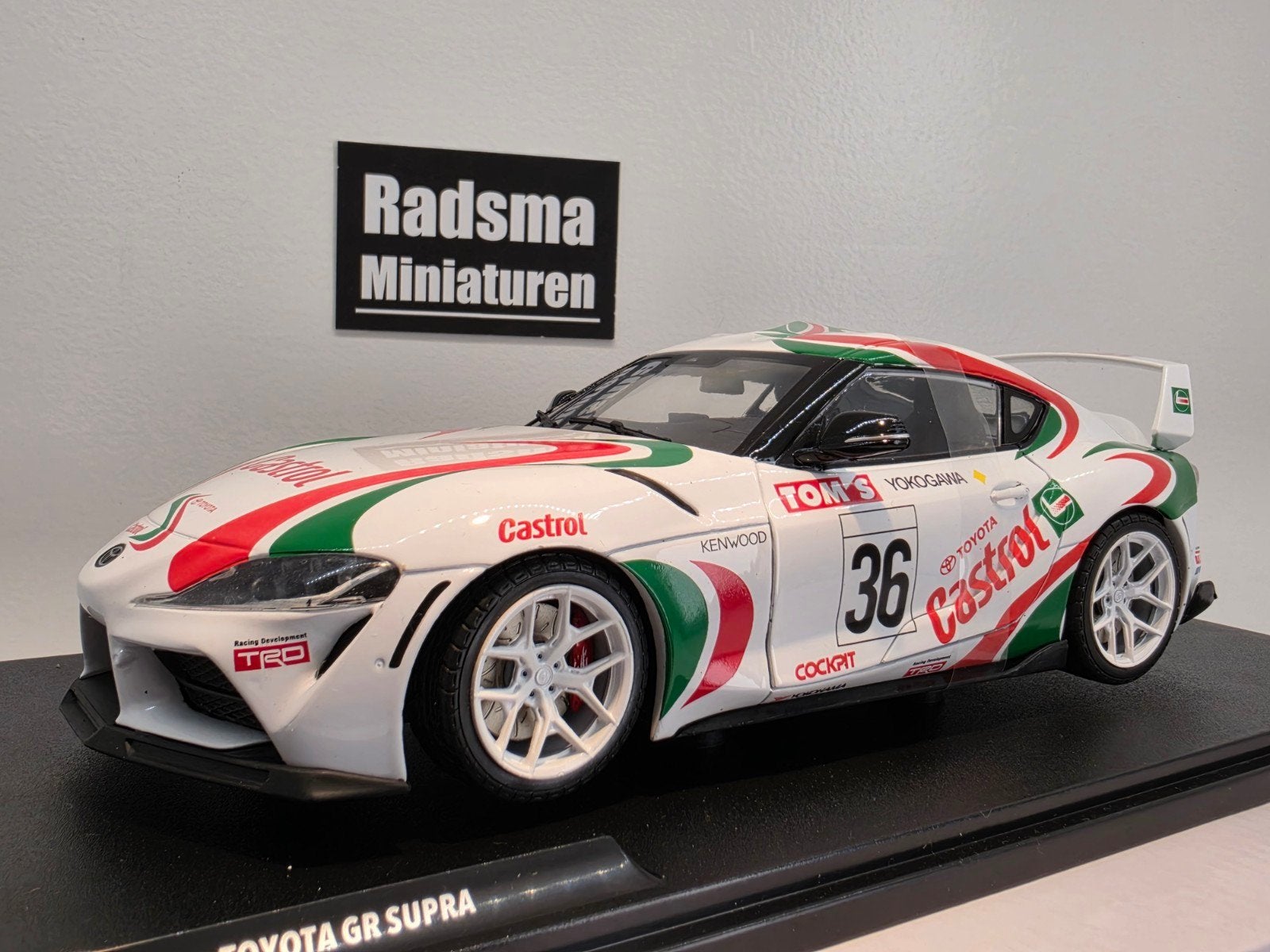 Toyota GR Supra " Castrol " 1:18 Solido, Auto, Solido, Ophalen of Verzenden, Zo goed als nieuw