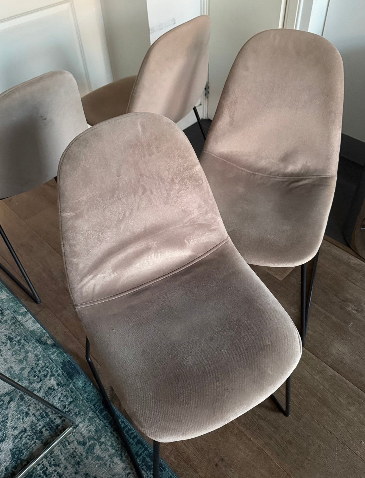 4 eetkamerstoelen – €60 voor alle vier, Ophalen of Verzenden, Zo goed als nieuw, Overige kleuren, Vier