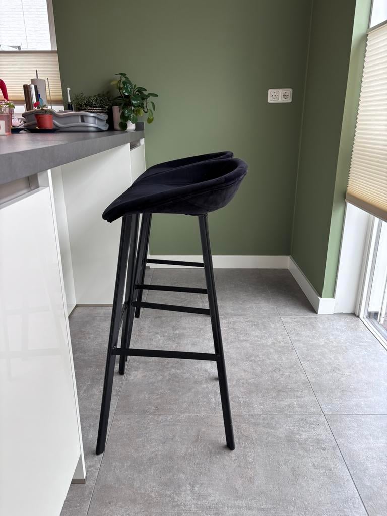 Finn barkruk velvet 80 cm zwart, 2 stuks, 2 krukken, Ophalen, 60 tot 90 cm