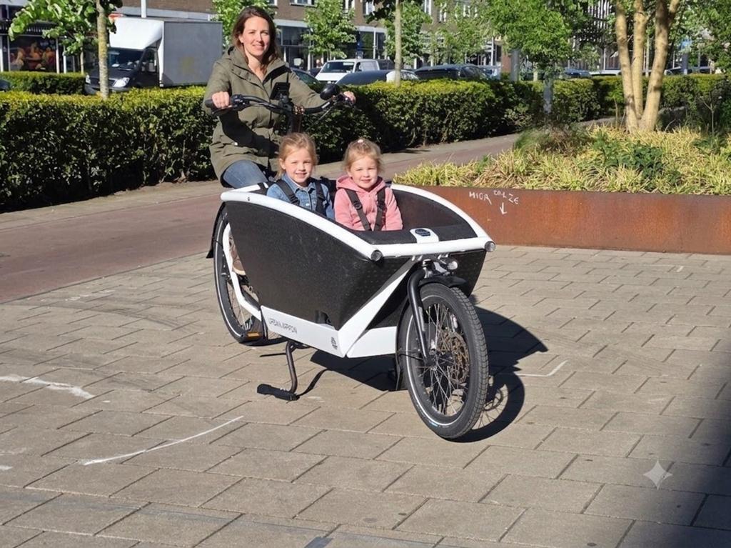 COOMING SOON! Urban Arrow Family Active Line bakfiets, 4 kinderen of meer, Huif, Urban arrow, Info@urbanarrow.com