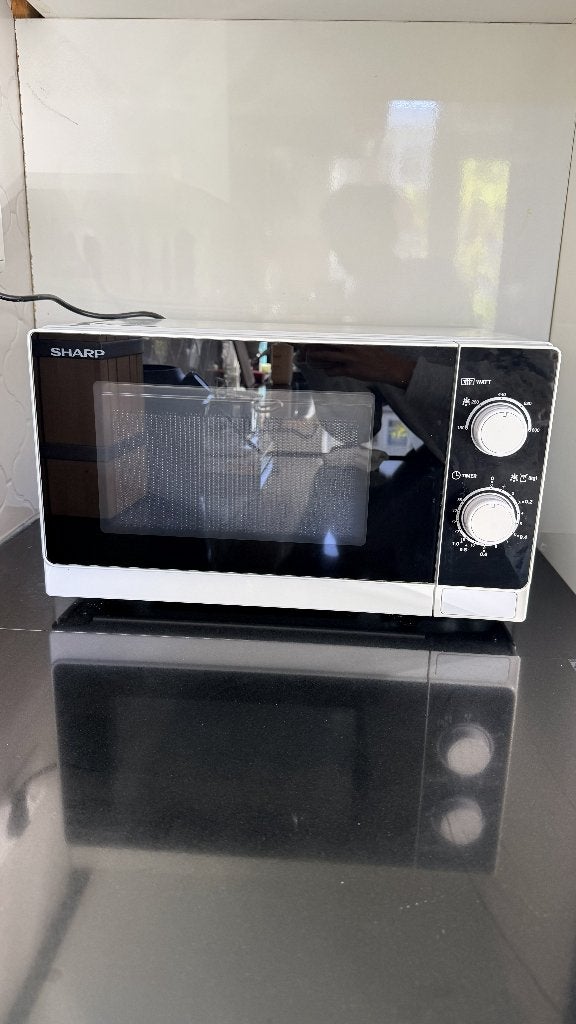 Sharp R200WW magnetron 800W wit – werkt goed, Witgoed en Apparatuur, Ophalen, Gebruikt, Minder dan 45 cm, Magnetron