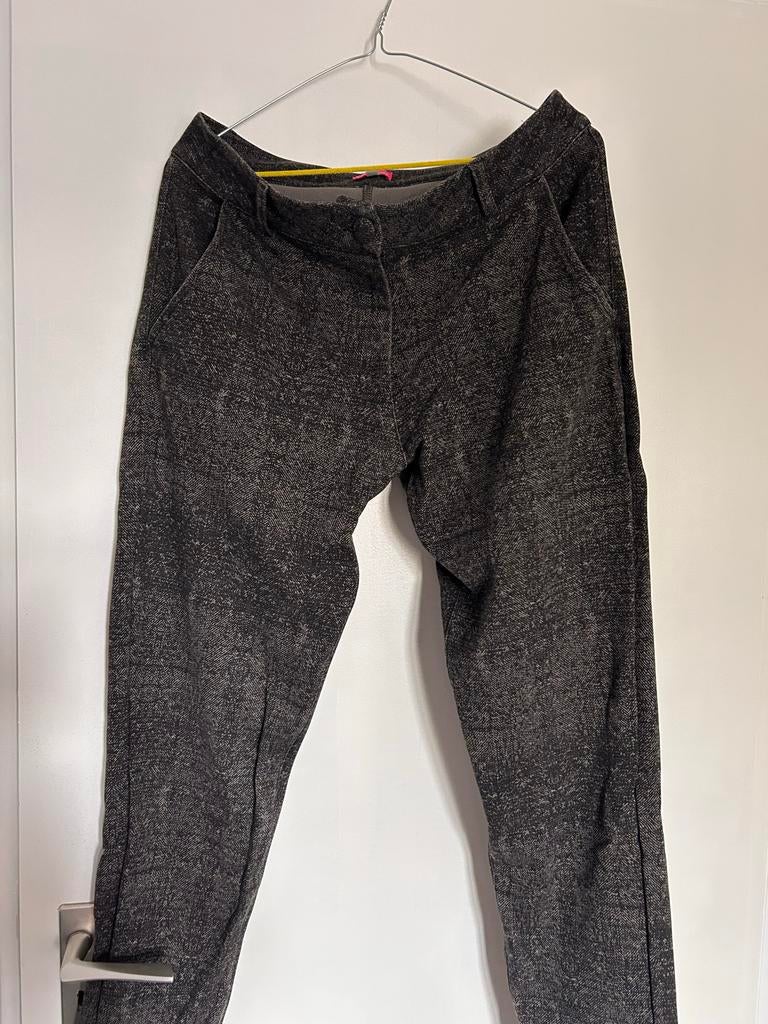 donkergrijze broek tante betsy met patroon, Maat 38/40 (M), Ophalen of Verzenden, Zo goed als nieuw, Grijs