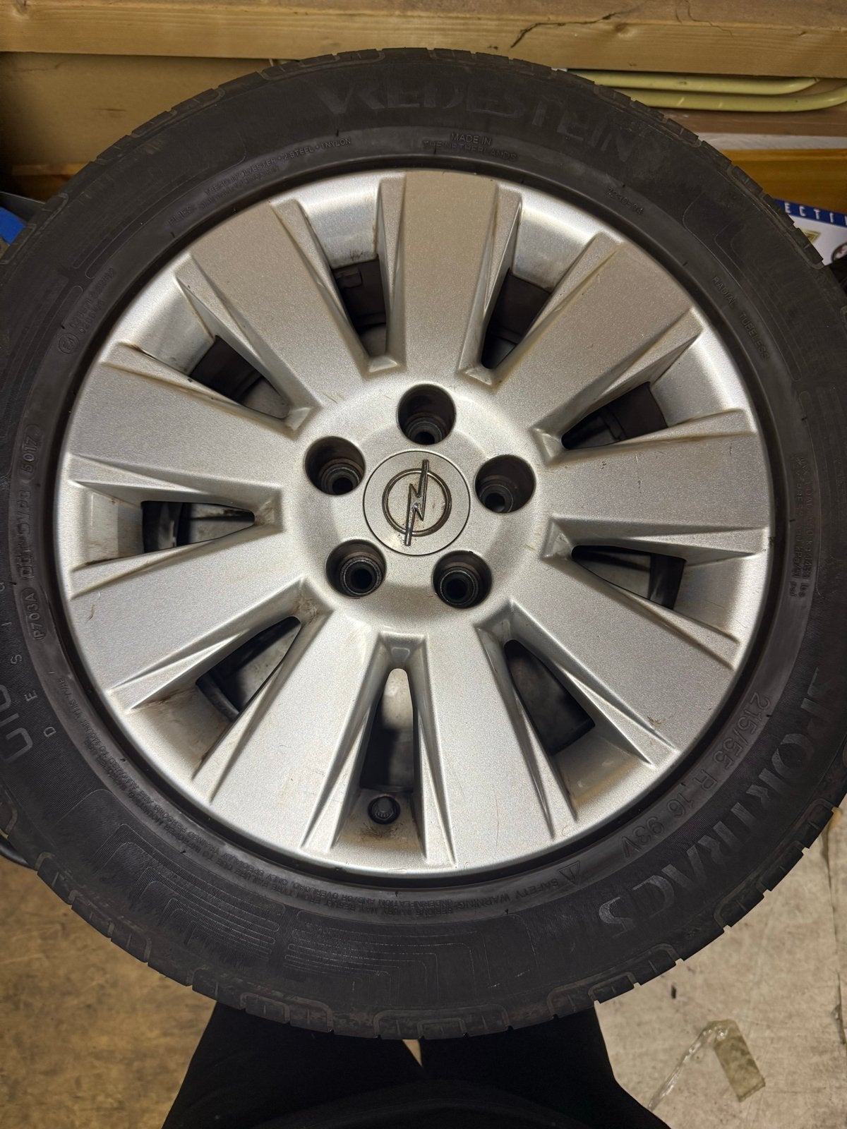 Vredestein Sportrac 5 zomerbanden op Opel velgen, 16 inch, Banden en Velgen, Ophalen of Verzenden, Personenwagen