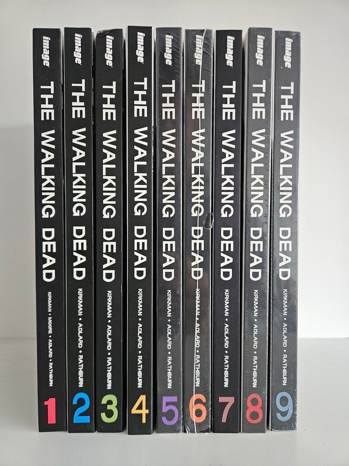 The walking dead 1 t/m 9 (hardcover), Boeken, Strips | Comics, Zo goed als nieuw, Meerdere comics, Amerika, Ophalen of Verzenden