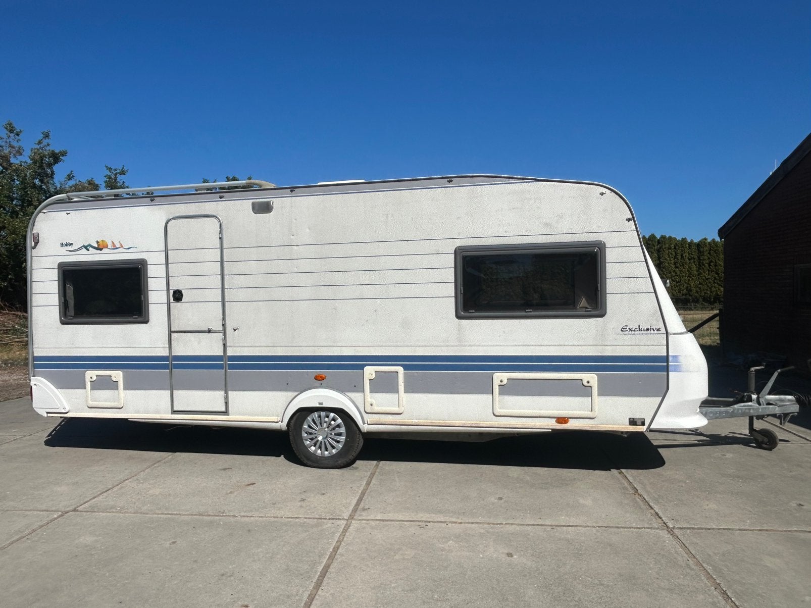 Hobby 540 exclusive met voortent en luifel, Rondzit, Hobby, Bedrijf, Schokbreker