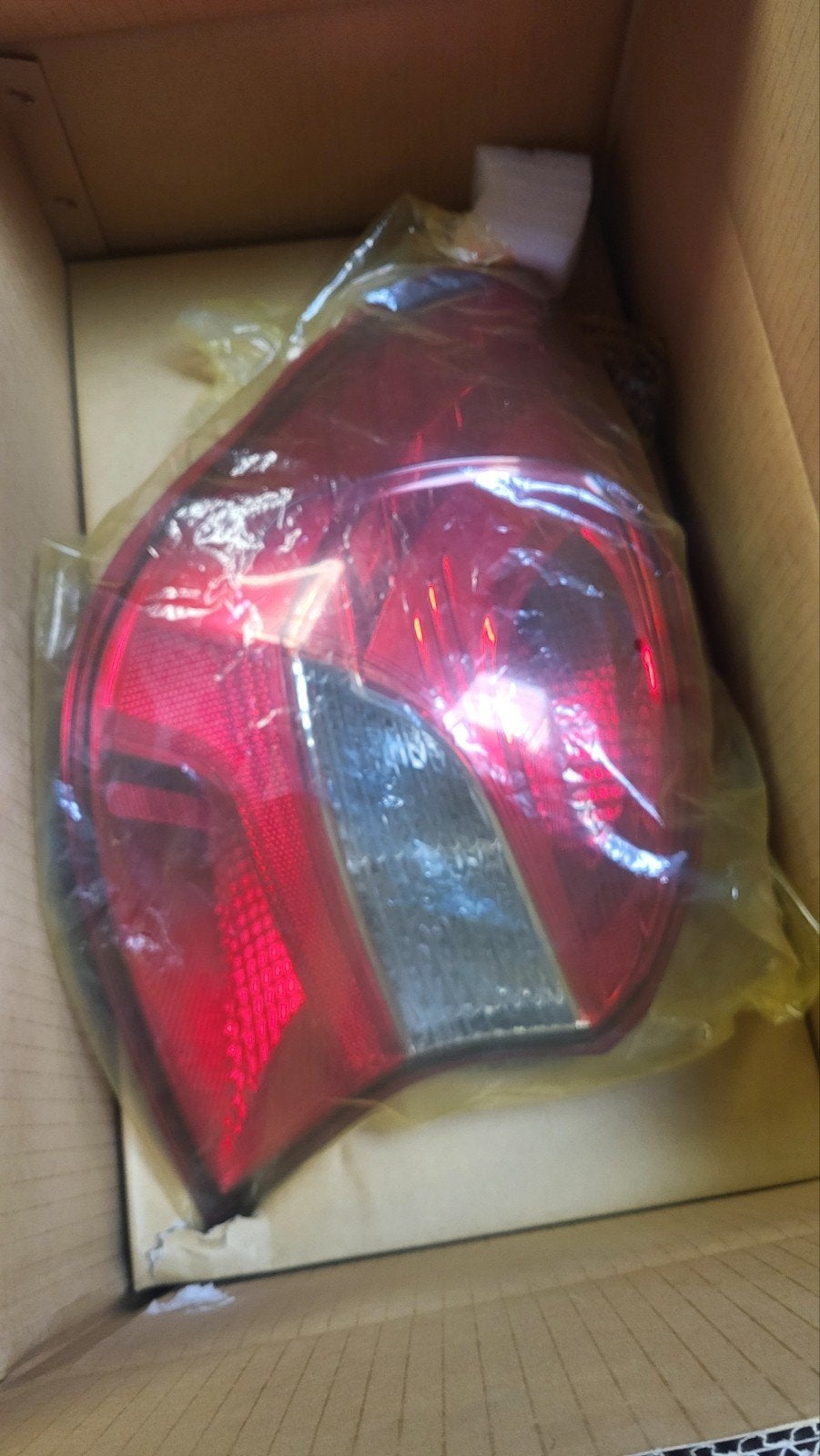 Nieuwe linker achterlicht Ford Ka+ (DEPO), Auto-onderdelen, Ophalen of Verzenden, Nieuw, Ford
