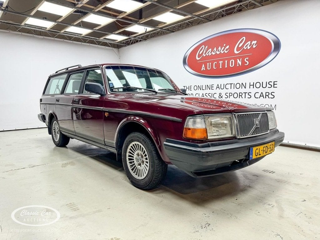 Volvo 240 GLE - ONLINE AUCTION, Auto's, 116 pk, Origineel Nederlands, Handgeschakeld, Volvo