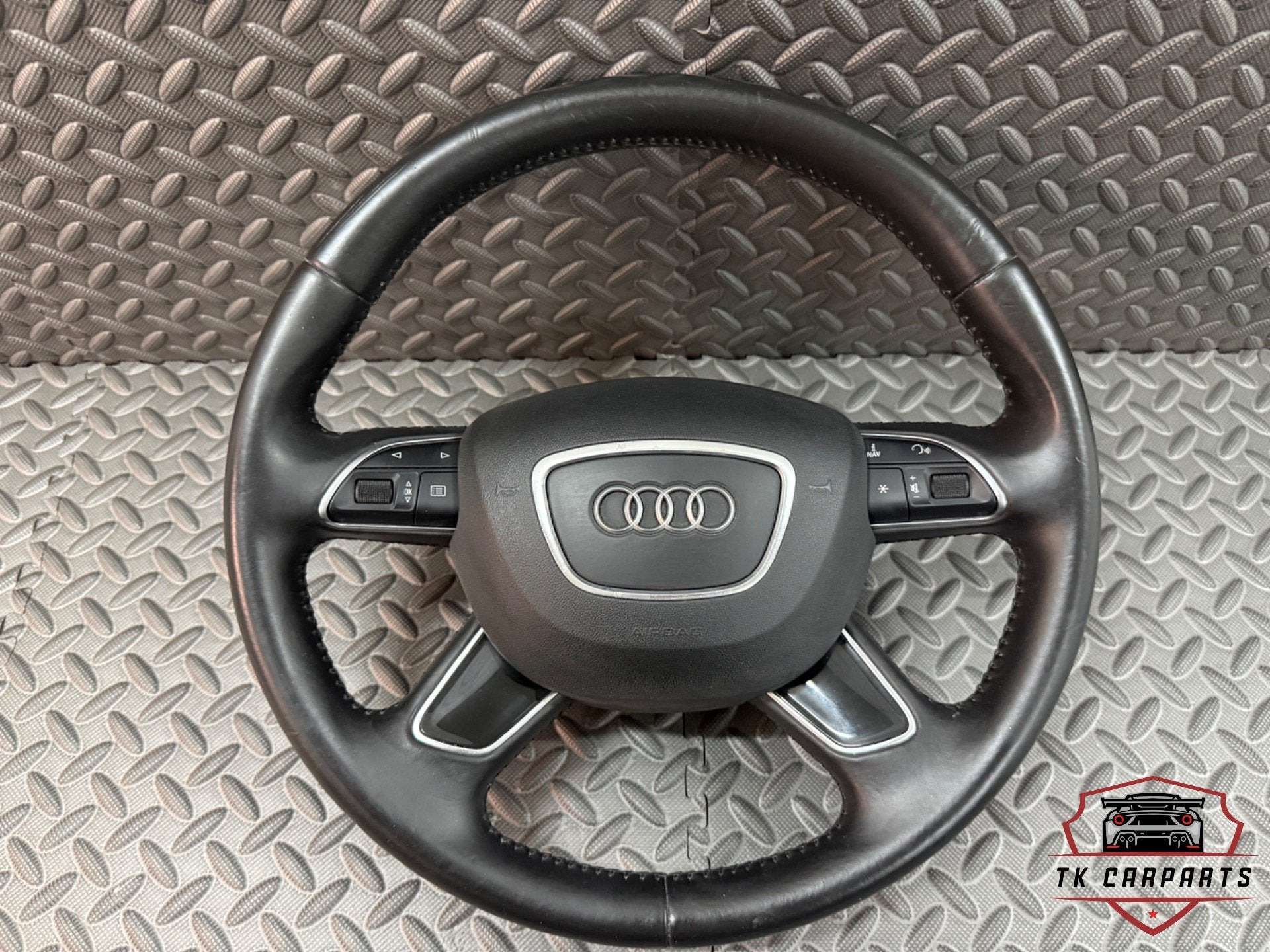 Lederen stuurwiel Audi a6 met airbag, Auto-onderdelen, Gebruikt, AUDI AG, Auto-Union-Strasse 1
85045  Ingolstadt, DE, Kundenbetreuung@audi.de