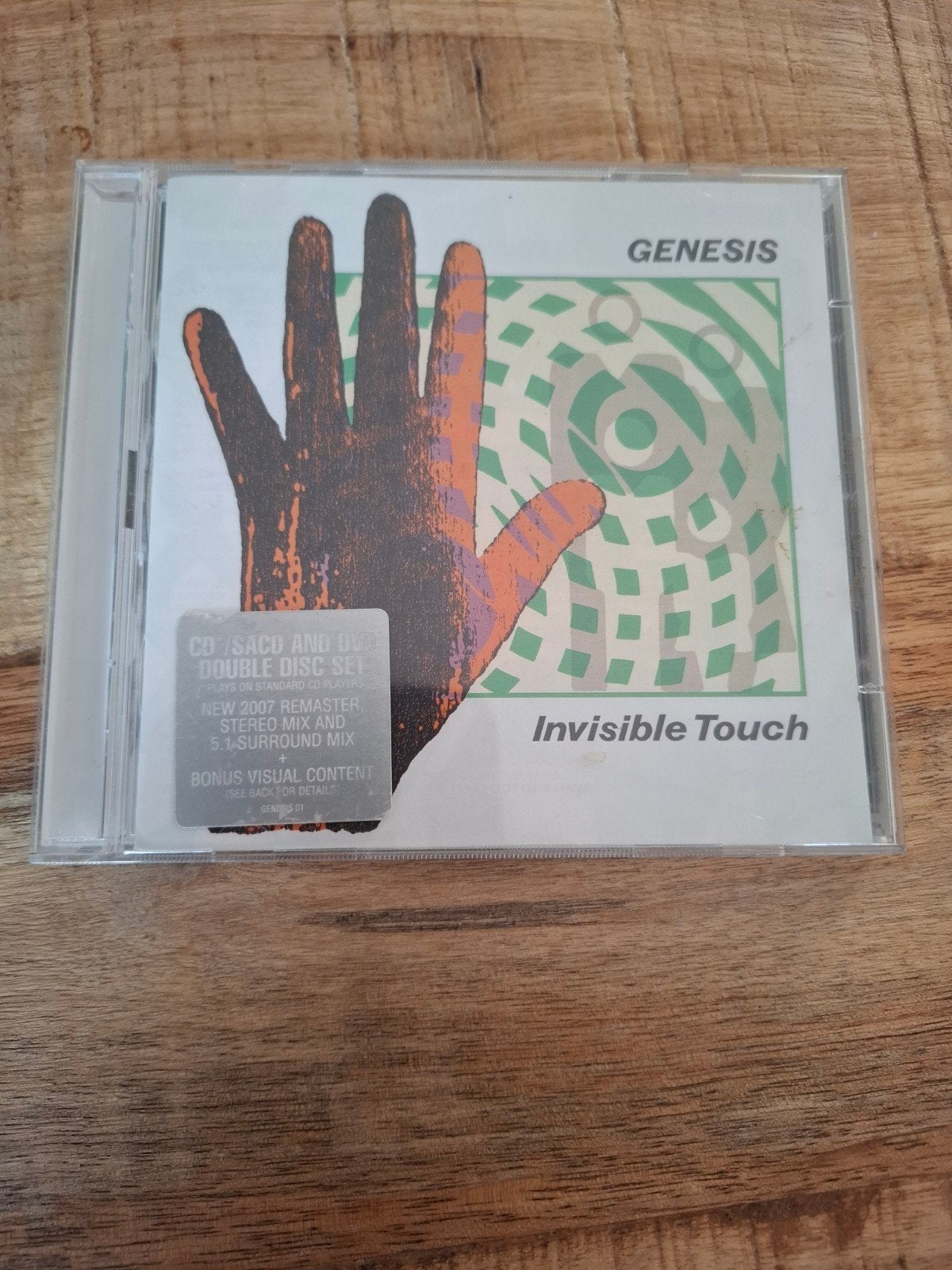 Genesis " Invivible Touch" sacd/ dvd, Ophalen of Verzenden, Zo goed als nieuw