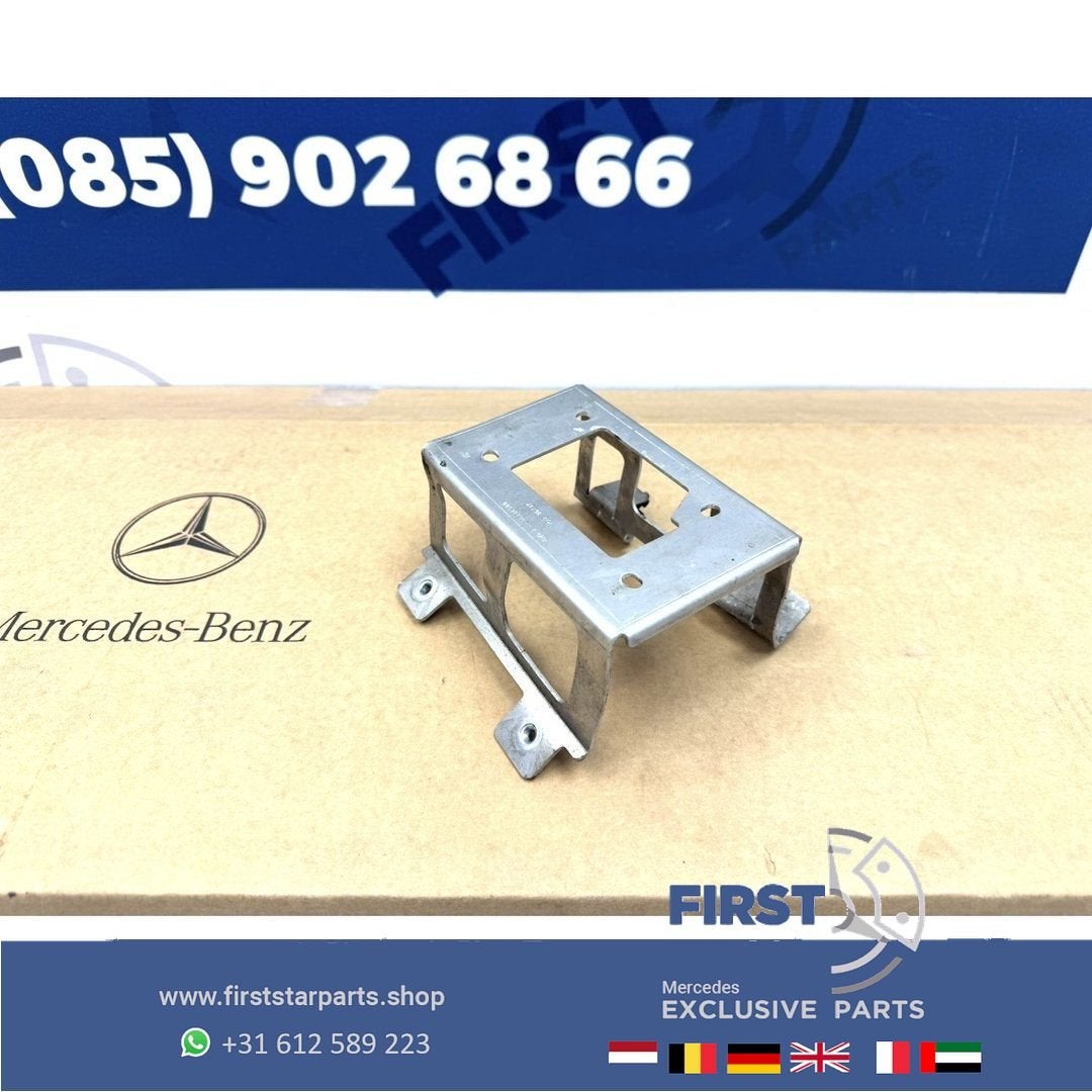 W205 C63 AMG RADAR HOUDER A2056206500 (FRONT) RADAR SENSOR D, Auto-onderdelen, Gebruikt, -, Ophalen of Verzenden, -