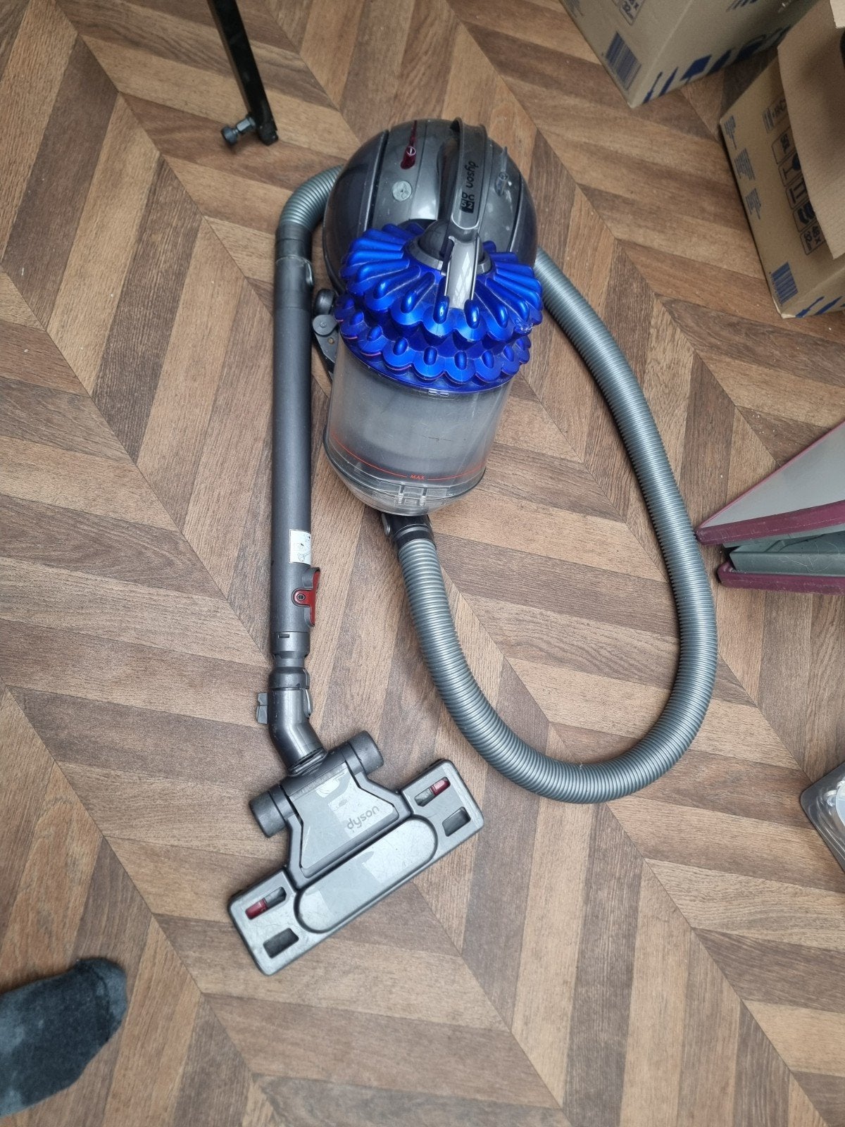 Dyson DC52 stofzuiger - Goede staat, lichte gebruikssporen, Witgoed en Apparatuur, Gebruikt, Verzenden, Dyson, Sledestofzuiger