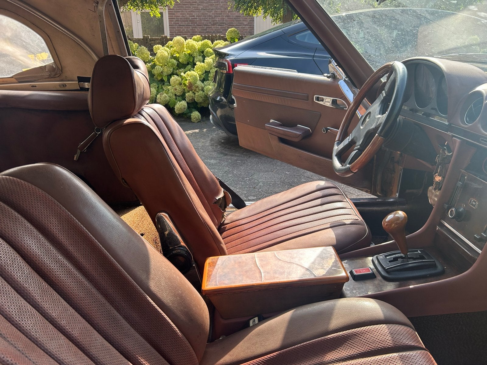 Mercedes-Benz Mercedes 1974 Bruin, foto 10