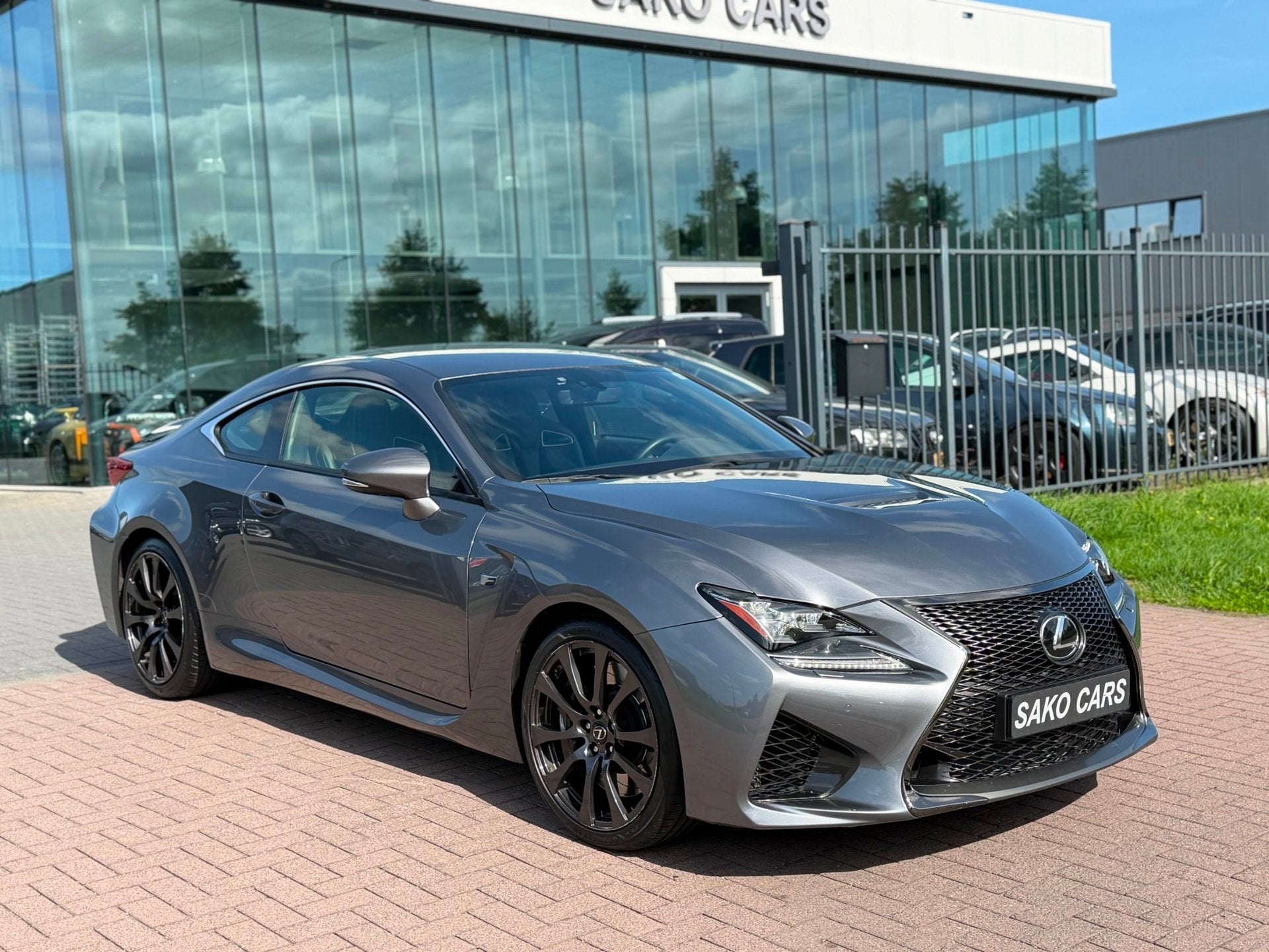 Lexus RC F 5.0 V8 477PK 2016 Dealer onderhouden Uniek!, Auto's, Automaat, Dealer onderhouden, Achterwielaandrijving, Gebruikt