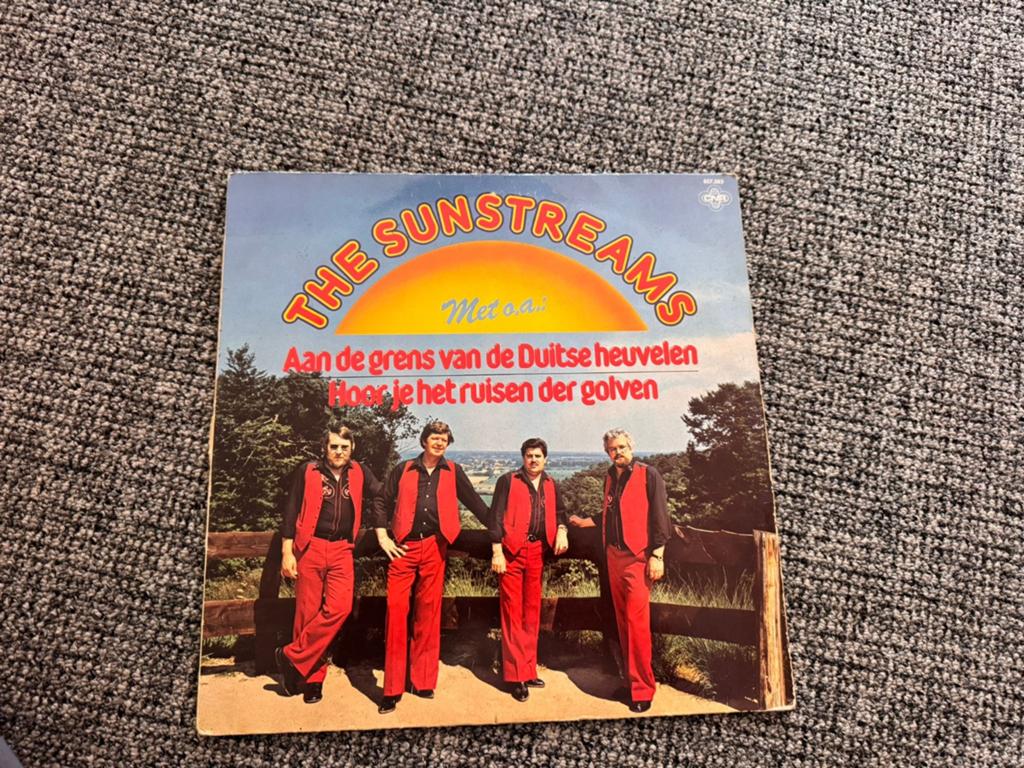 The Sunstreams - Aan de grens van de Duitse heuvelen LP, Ophalen, Gebruikt, Streekmuziek