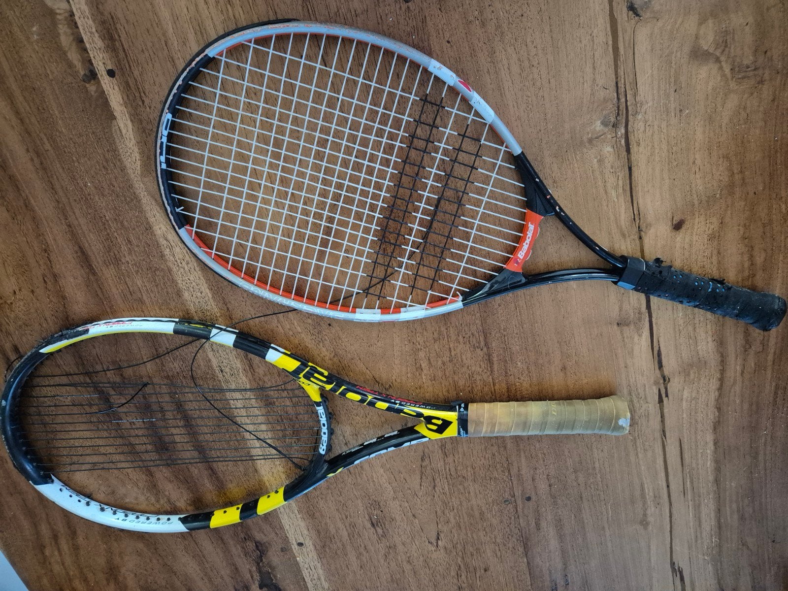 Twee Babolat tennisrackets - Gebruikt, Sport en Fitness, Tennis, Ophalen of Verzenden, Gebruikt, Racket, Babolat