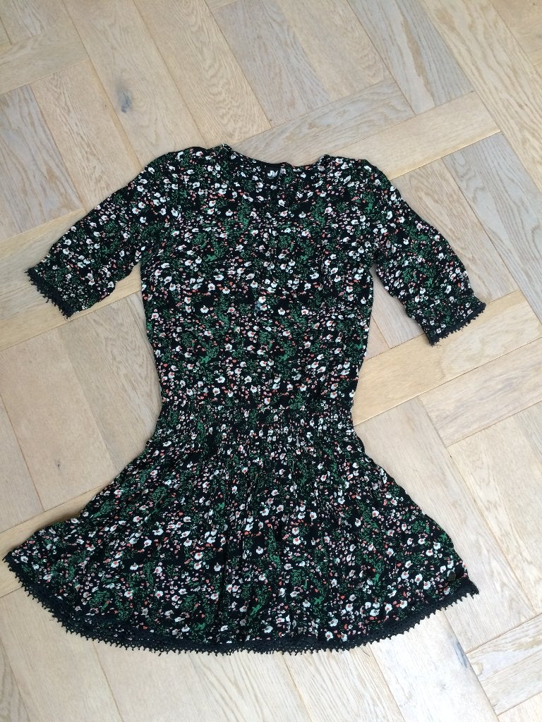 Superleuk zwierig zomerjurkje van JM/Shoeby 170/176 - ZGAN, Meisje, Ophalen of Verzenden, Zo goed als nieuw, Jurk of Rok