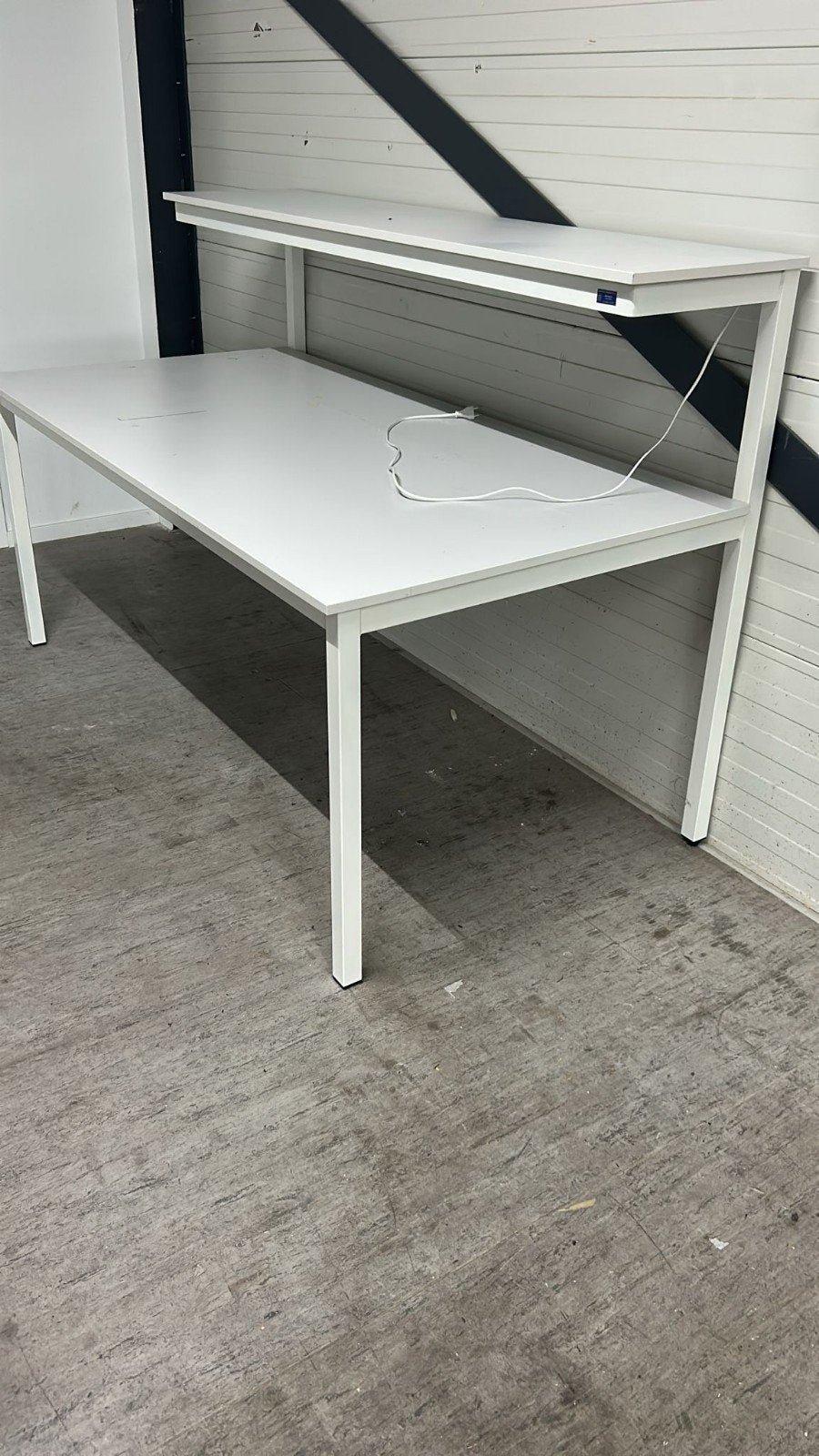 Bureau met opzetstuk en verlichting - Ophalen in Rijen, Ophalen