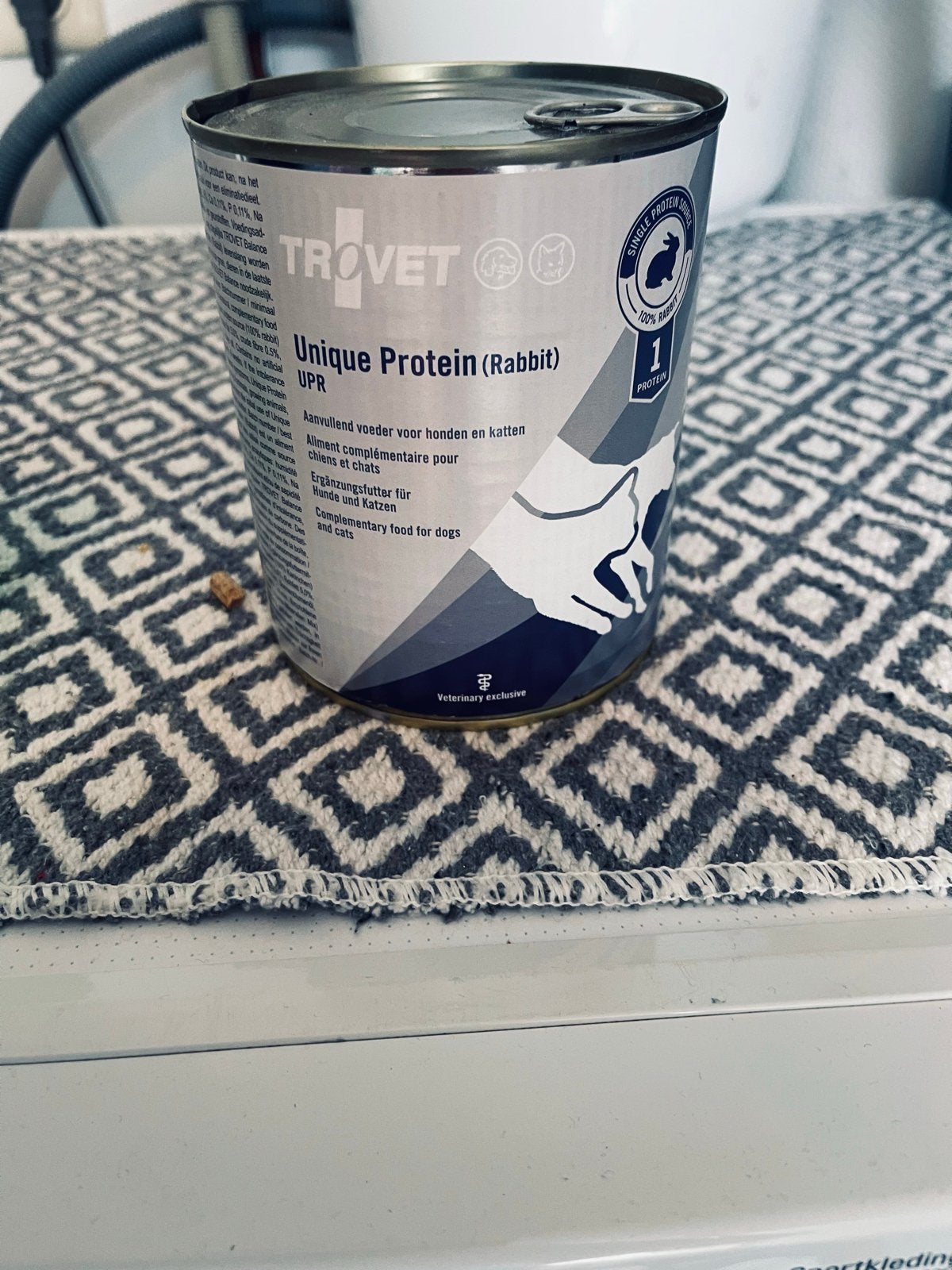 4 blikken trovet unigue proteïne rabbit., Ophalen of Verzenden, Kat