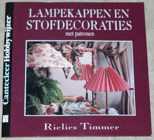 Lampekappen en stofdecoraties chw 97, Boeken, Ophalen of Verzenden, Zo goed als nieuw, Overige onderwerpen