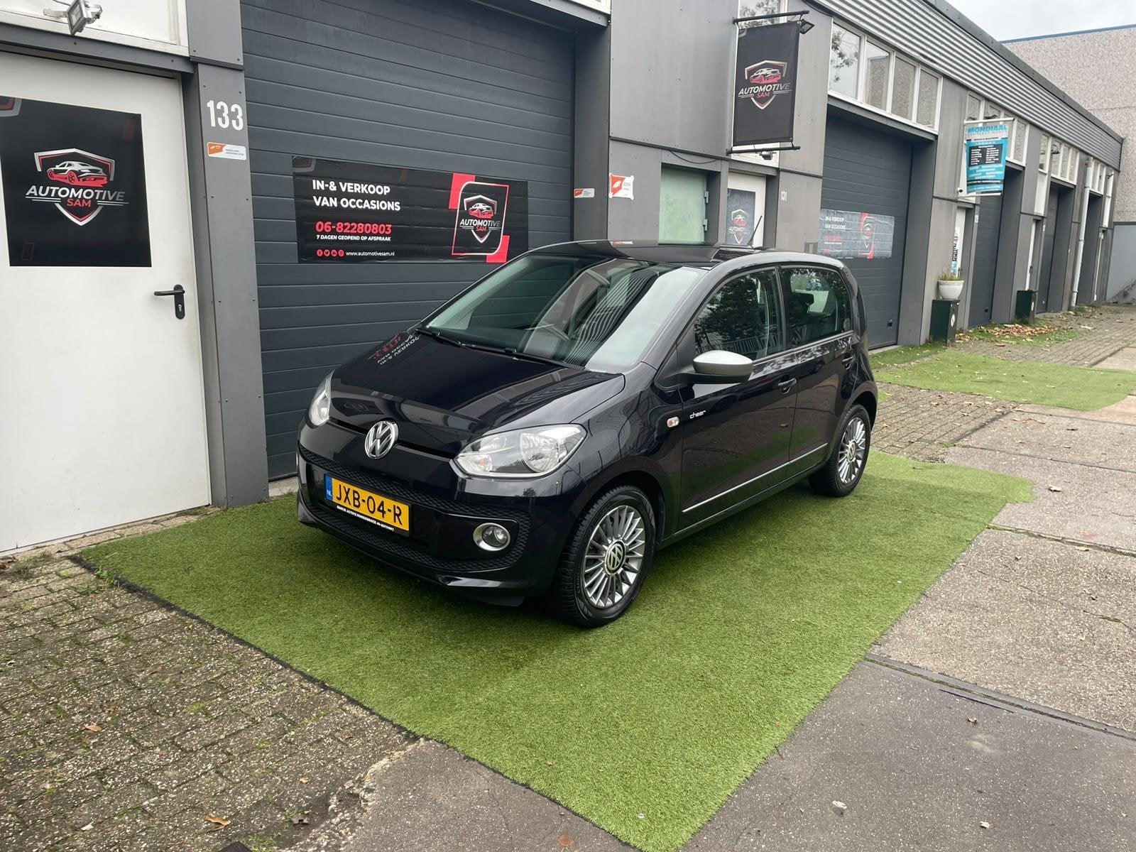 Volkswagen Up! 1.0 cheer up! BlueMotion Zwart Airco Navi, Auto's, Voorwielaandrijving, Euro 5, Stof, Gebruikt