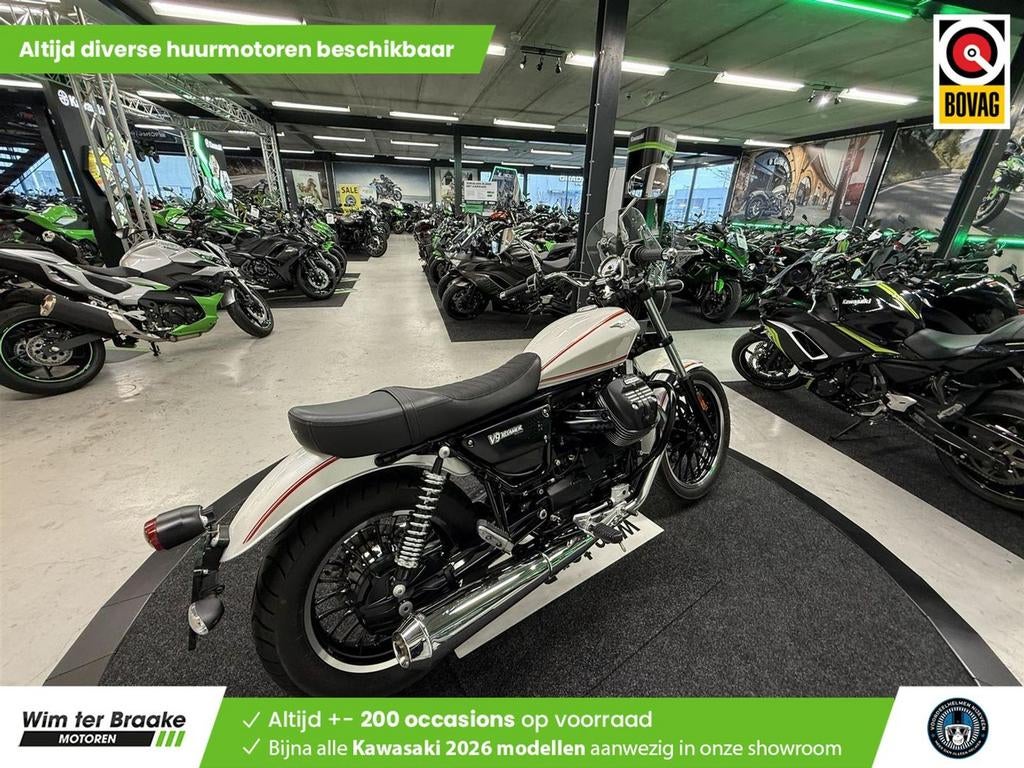 Moto Guzzi V9 ROAMER (bj 2017) 13,555 km, Motoren, 853 cc, 2 cilinders, Bedrijf, Onbekend