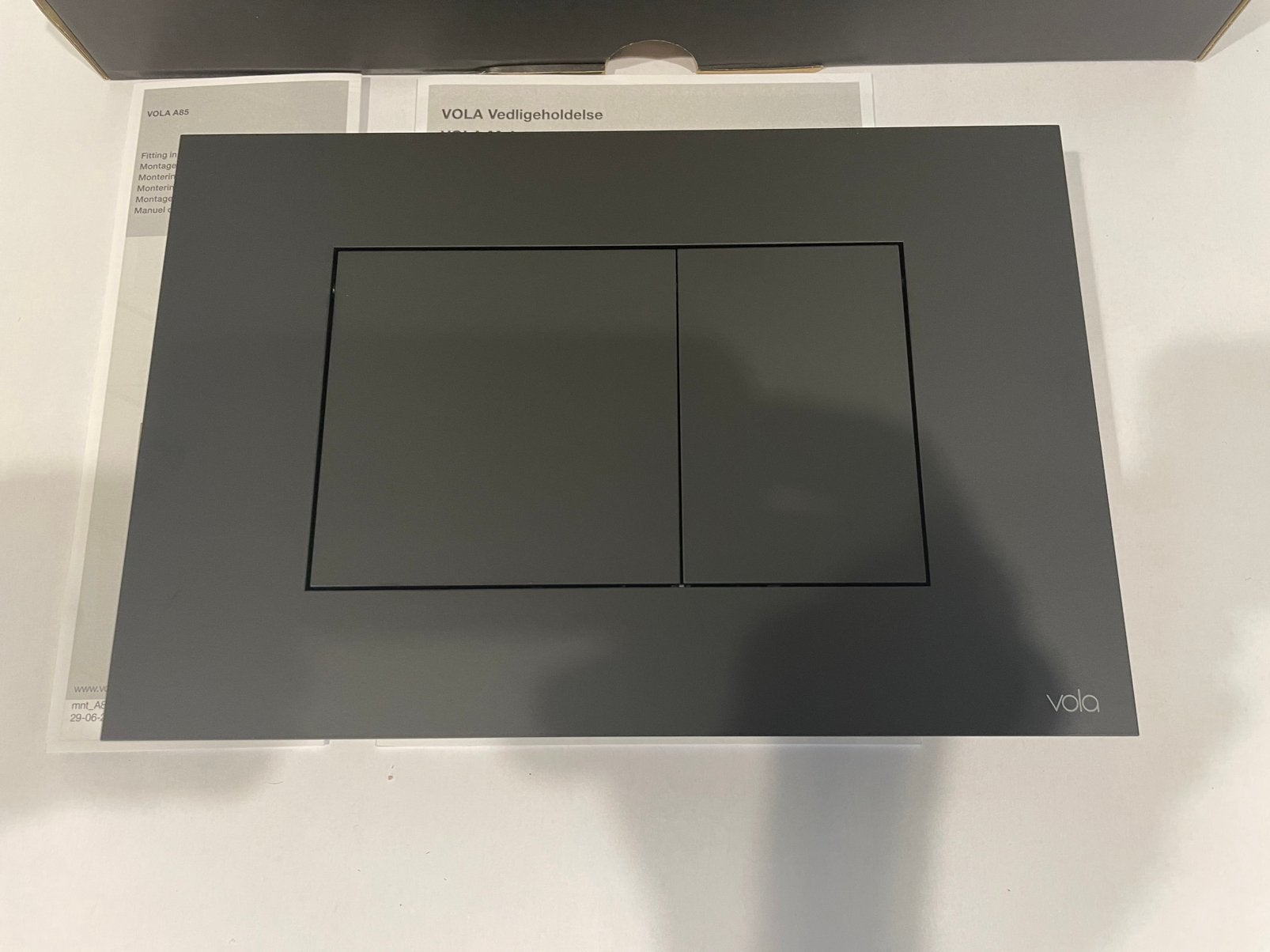 Vola toilet bedieningsplaat A85-27 Mat zwart, Ophalen, Nieuw, Toilet