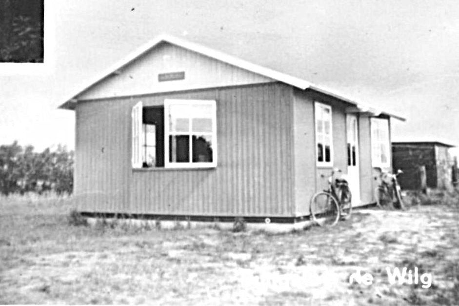 805297 Texel 1958 Dennenrust bungalow Gelopen met postzegel, Ophalen of Verzenden, 1940 tot 1960, Gelopen, Waddeneilanden