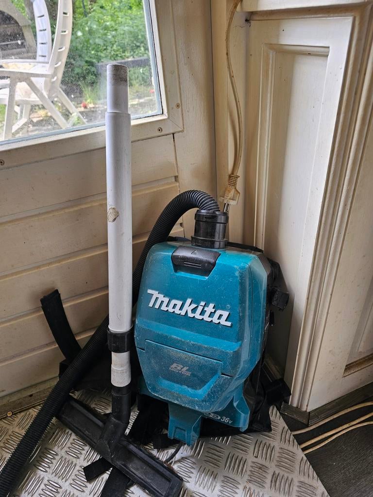Makita DVC260 Rugstofzuiger - Krachtig en Draadloos, Witgoed en Apparatuur, Stofzuigers, Gebruikt, Draadloos, Ophalen of Verzenden