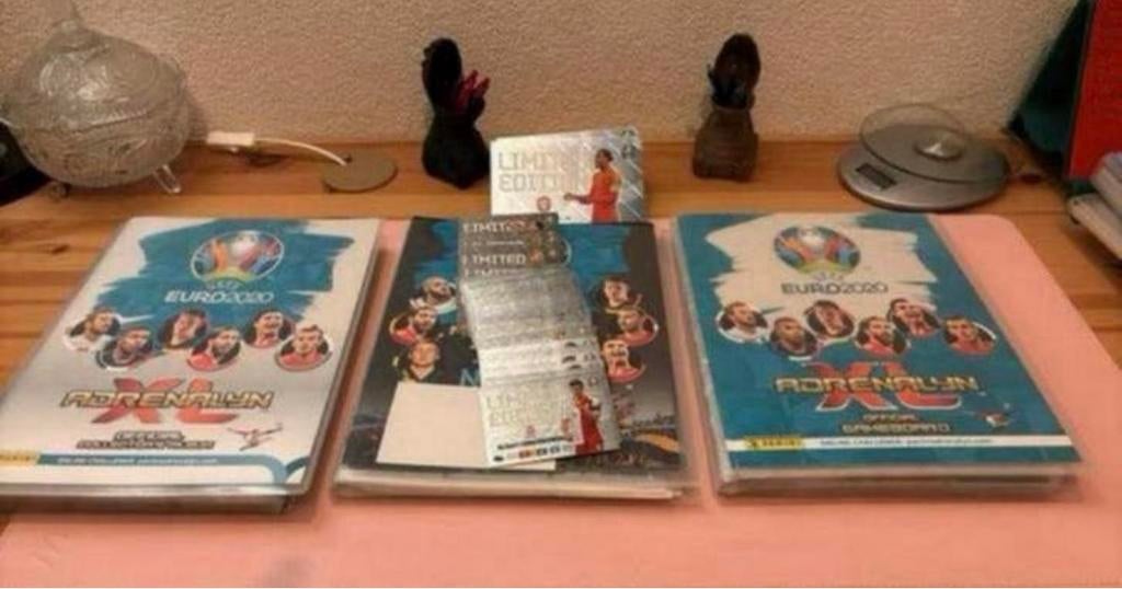 Panini adrenalyn UEFA Euro 2020, Hobby en Vrije tijd, Stickers en Plaatjes, Zo goed als nieuw, Meerdere plaatjes, Ophalen of Verzenden
