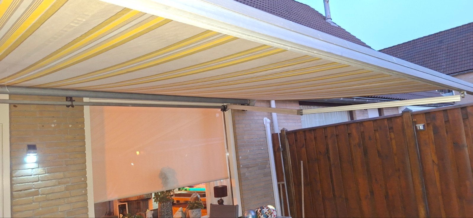 Zonnescherm 450 cm - Geel/Wit gestreept, Gebruikt, 450 cm of meer, Ophalen of Verzenden, 150 tot 300 cm