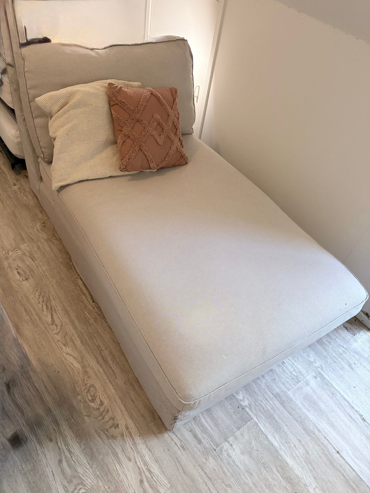Kivik (ikea) chaise longue, licht grijs, prima staat, Huis en Inrichting, Ophalen, Zo goed als nieuw, Tweepersoons, Grijs