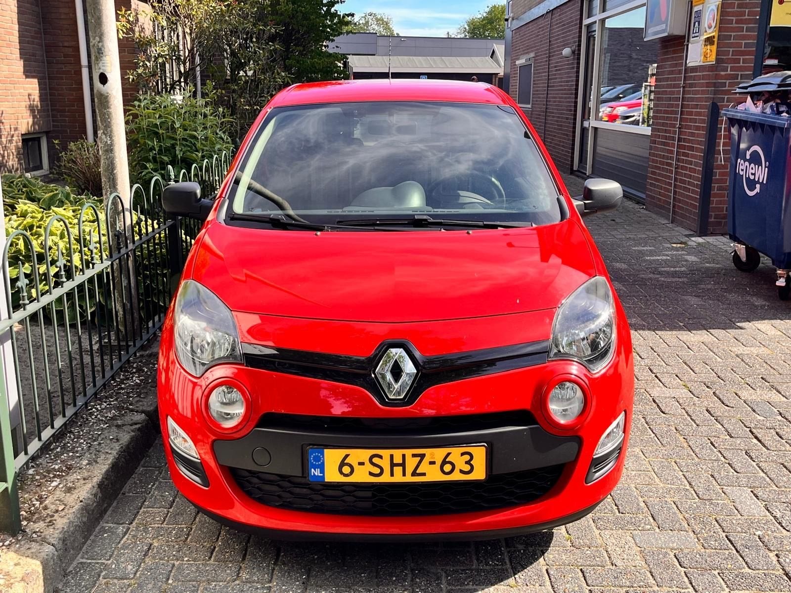 Renault Twingo 1.2 16V Parisienne Airco/Mistl/nieuwe APK, Voorwielaandrijving, Gebruikt, 4 cilinders, 4 stoelen