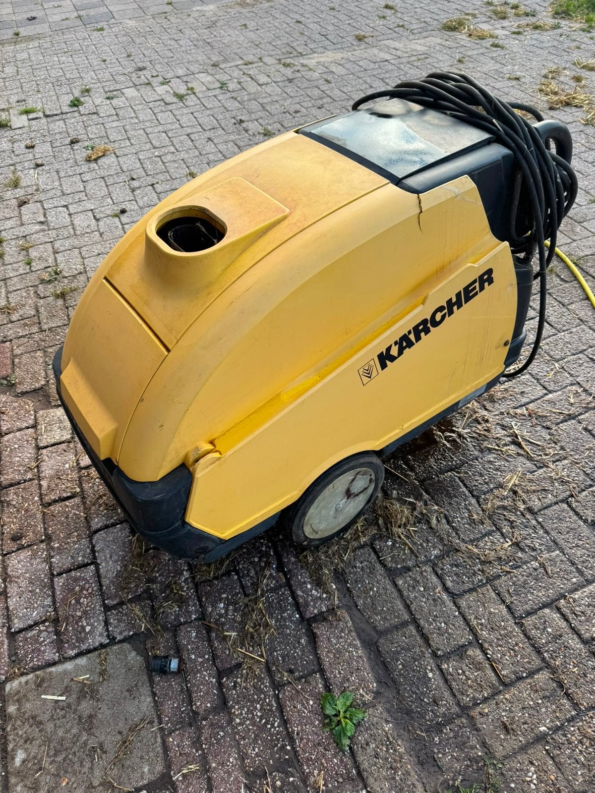Kärcher HDS 8/18-4M Hogedrukreiniger, Doe-het-zelf en Verbouw, Reinigingsmachines, Ophalen, Gebruikt, Overige typen