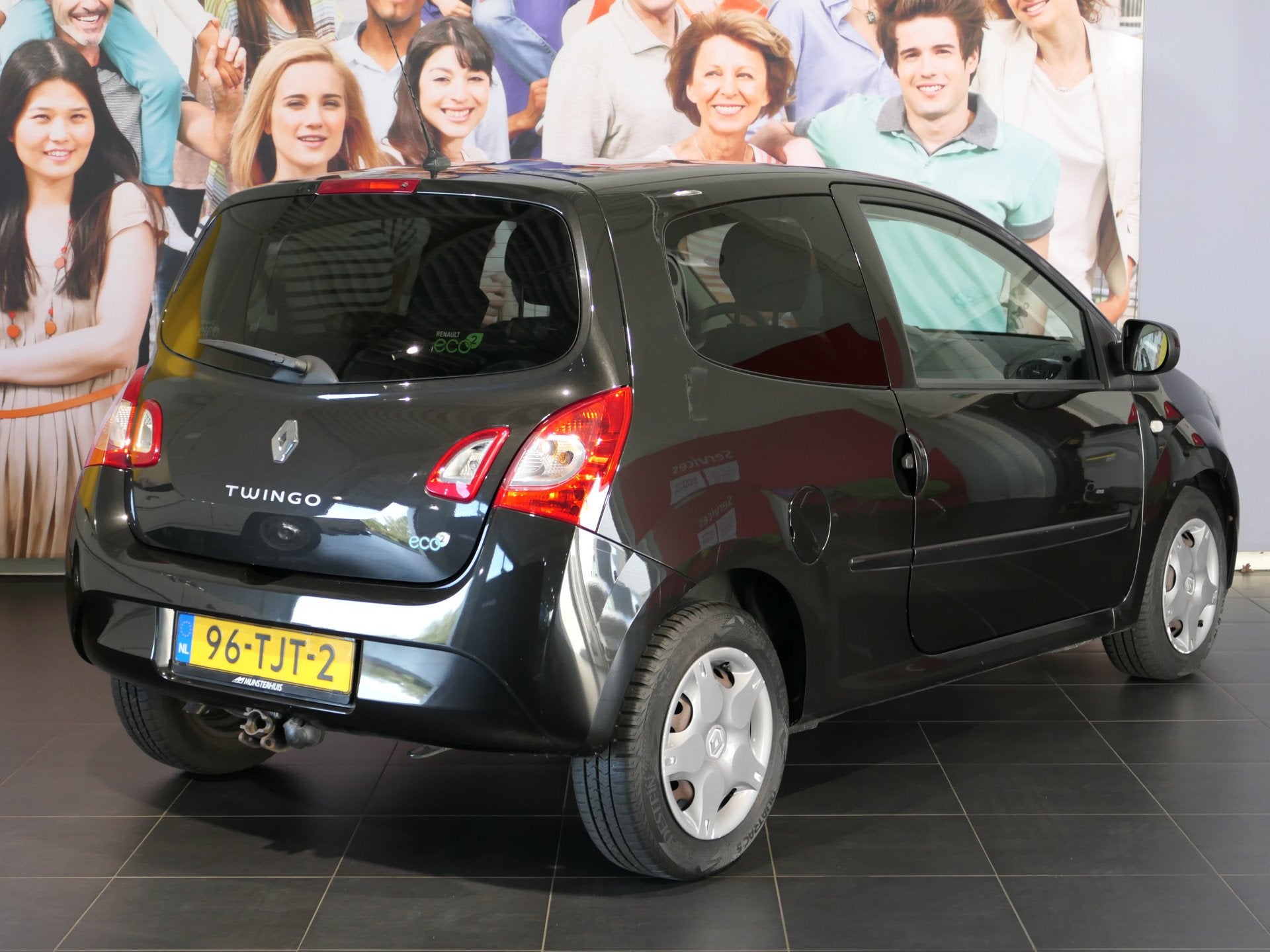 Renault Twingo 1.2 16V Collection *Meeneemprijs* - Afneembar, Voorwielaandrijving, Gebruikt, Zwart, 4 cilinders