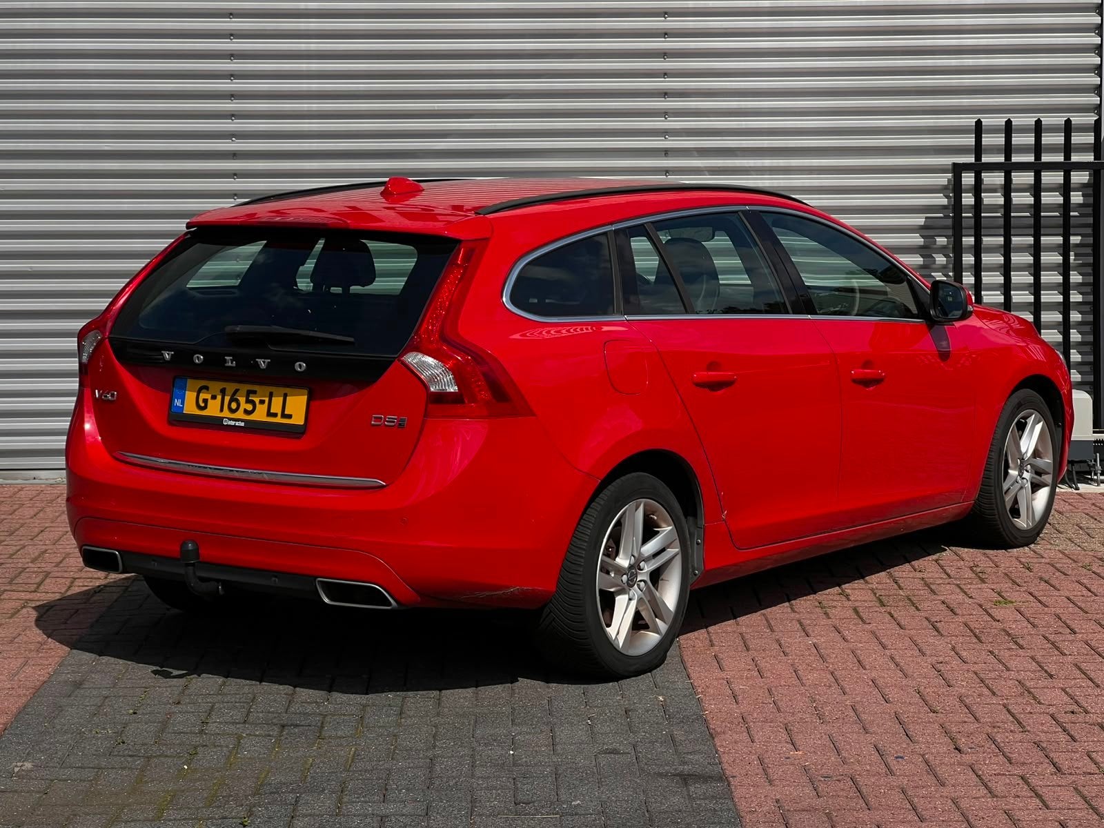 Volvo V60 2.4 D5 Twin Engine Special Edition HYBRIDE/163PK/N, Automaat, Leder en Stof, 163 pk, Vierwielaandrijving