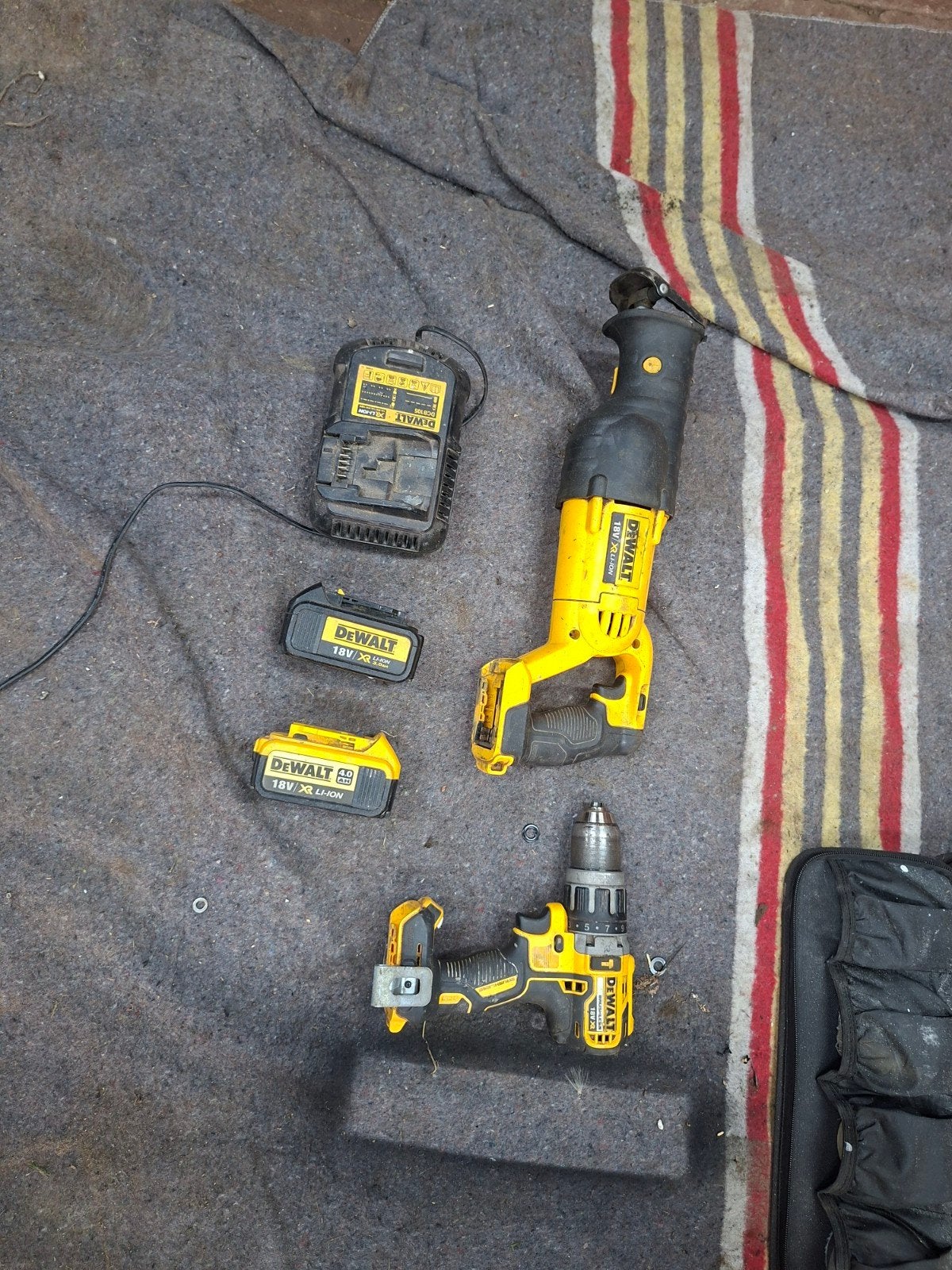 DeWalt Reciprozaag en Boormachine Set met Accu's en Lader, Ophalen of Verzenden, Gebruikt, Boormachine